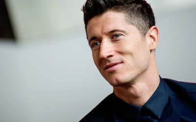 101博体育快讯-C罗点球稳稳罚进死角